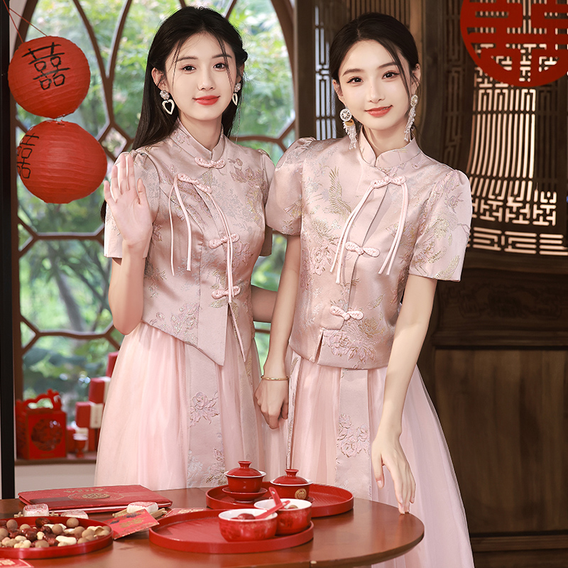 新中式伴娘服2024春夏新款粉色中国风婚礼姐妹团礼服女改良秀禾裙