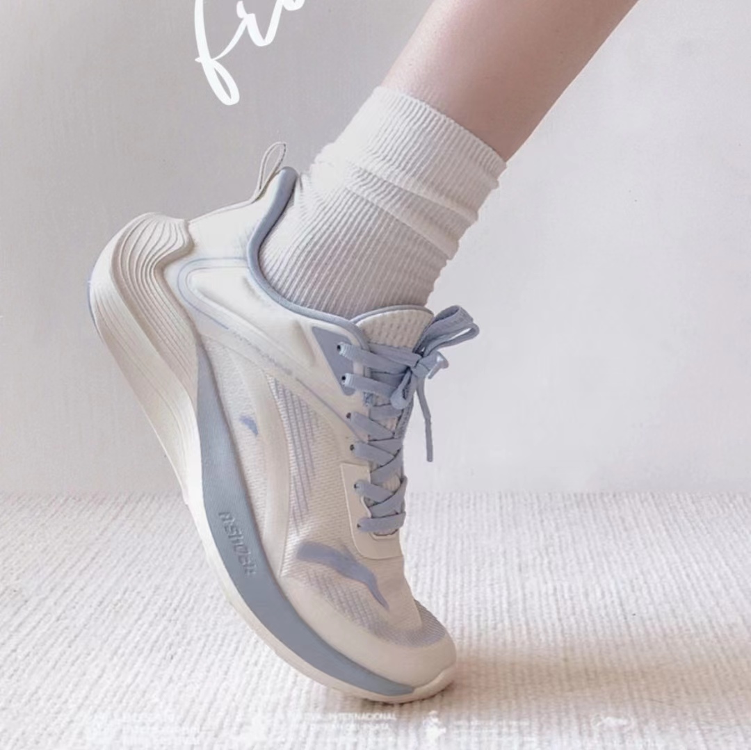 安踏毒刺跑鞋女2024夏季新款跳绳鞋体测透气休闲运动鞋训练跑步鞋