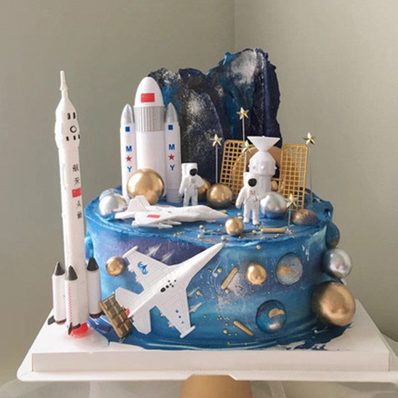 航天火箭宇宙男孩翻糖6 8 10 寸卡仿真蛋糕模型假体生日模具摆件