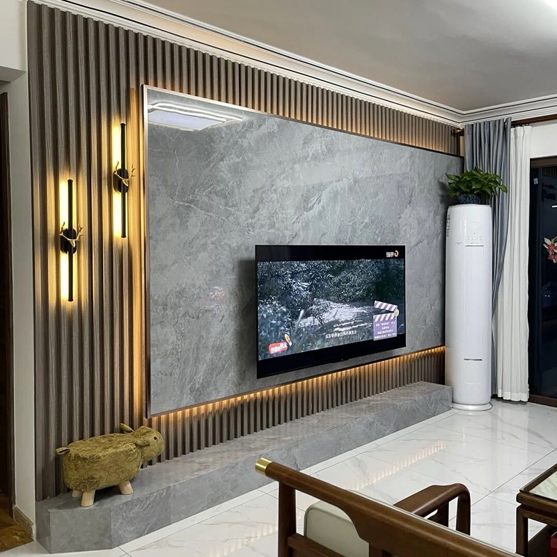 高级灰悬空岩板电视背景墙轻奢风格装修客厅灰色电视墙格栅木饰面