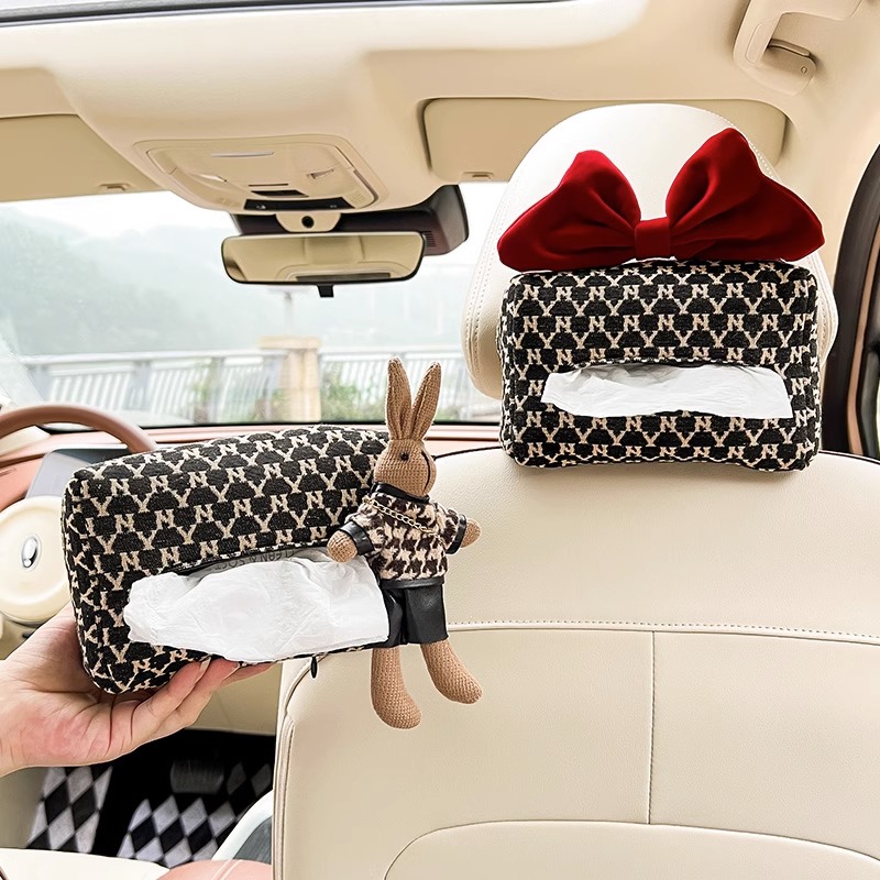 车载纸巾盒轻奢高级感挂式抽纸盒创意抽纸包车内装饰用品大全女士
