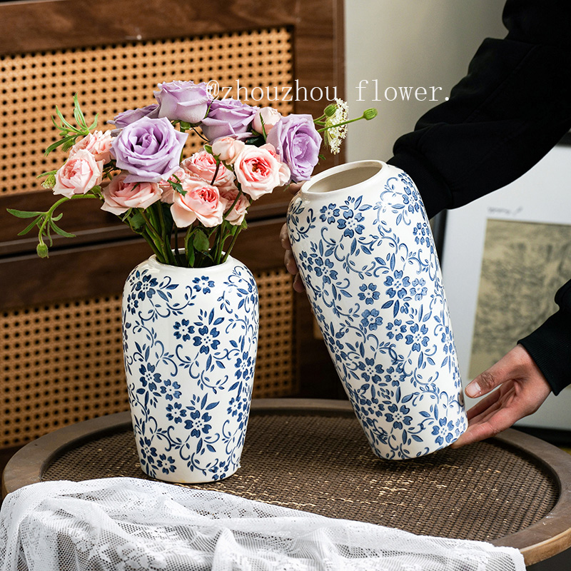 新中式高级感青花瓷复古花瓶陶瓷冰裂纹插花器客厅玄关装饰品摆件