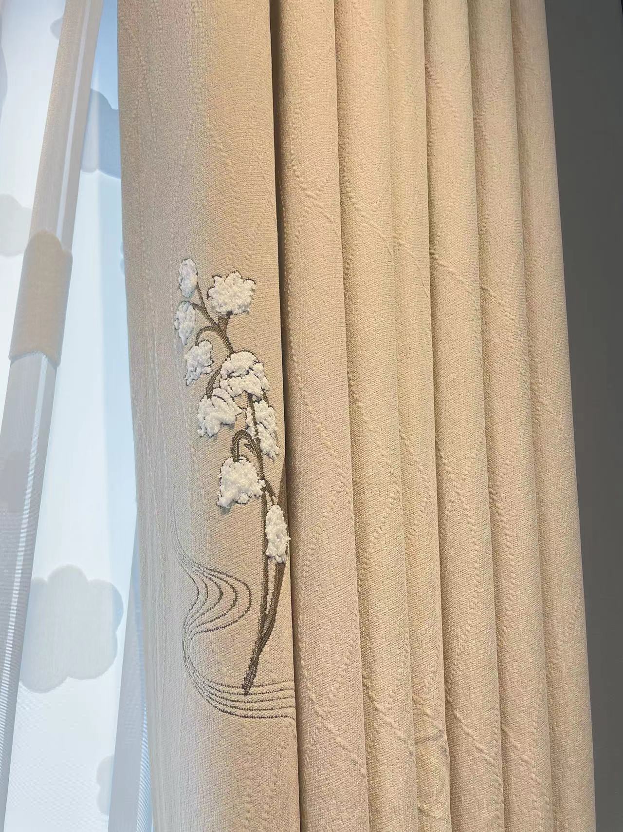 高端成品加厚雪尼尔窗帘单色绣花2023年流行新款卧室客厅窗帘遮光