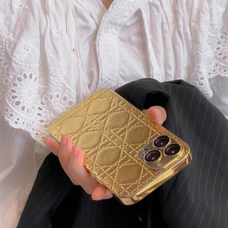 新款欧美小香风iPhone15promax手机壳金色全包镜头膜苹果14皮质缝纫纹路13男女款12奢华银色情侣11保护套适用