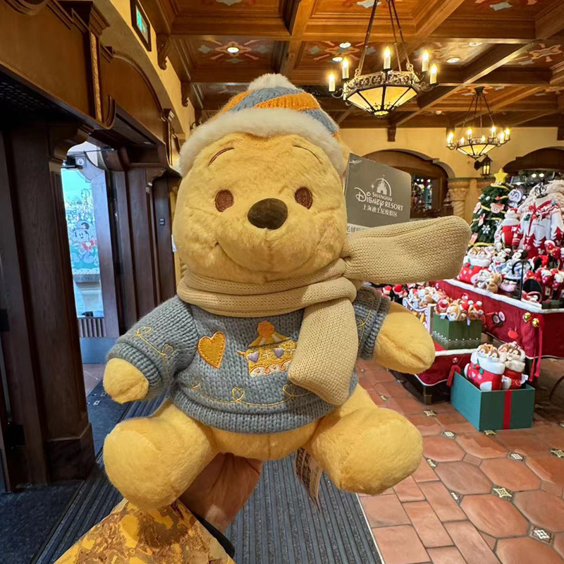 上海Disney迪士尼乐园代购玩偶冬日小维尼熊噗噗公仔正品送人礼物