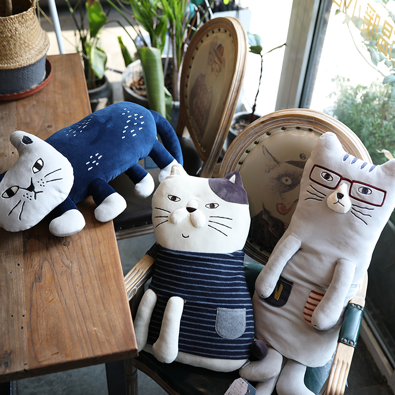 你Z可爱 出口日本正品猫咪立体抱枕毛绒玩具玩偶公仔腰靠垫布艺