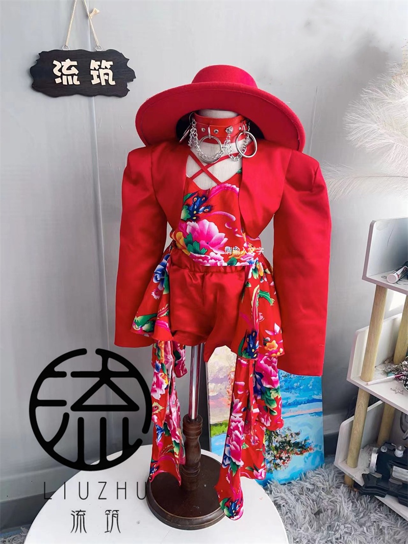 出租出售儿童东北大花中国风套装潮酷时尚模特走秀新年主题演出