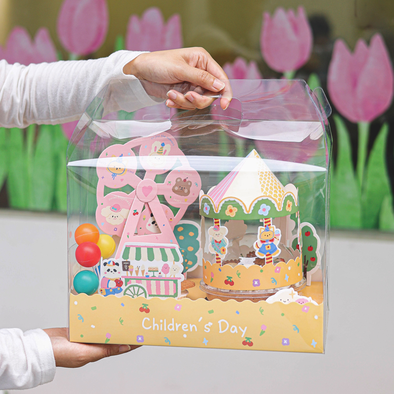 可爱旋转木马六一儿童节网红慕斯蛋糕包装盒子纸杯蛋糕盒甜品礼盒
