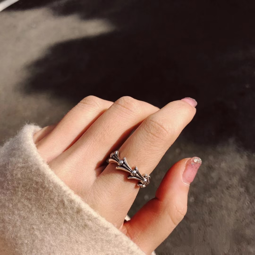 克罗伈鱼骨戒指，925银材质个性潮流嘻哈时尚戒指