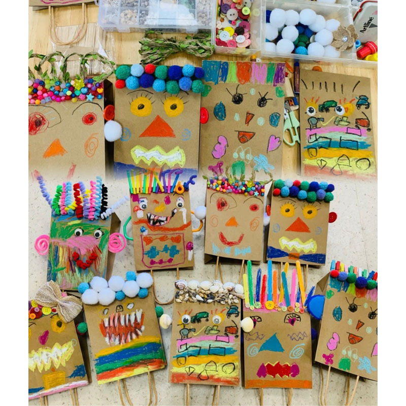 牛皮纸袋儿童手工diy创意美术涂鸦绘画手提袋幼儿园环境装饰布置