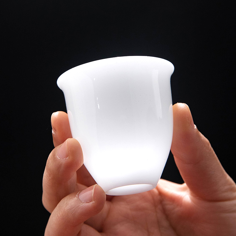 高档冰种玉瓷羊脂玉德化白瓷小茶杯功夫茶杯单杯薄胎陶瓷杯子品茗