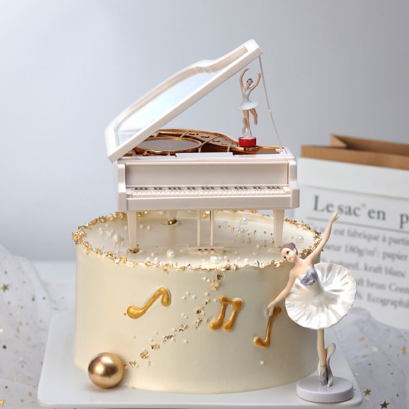 情人节礼品芭蕾舞钢琴音乐盒八音盒送女神生日蛋糕装饰摆件插件