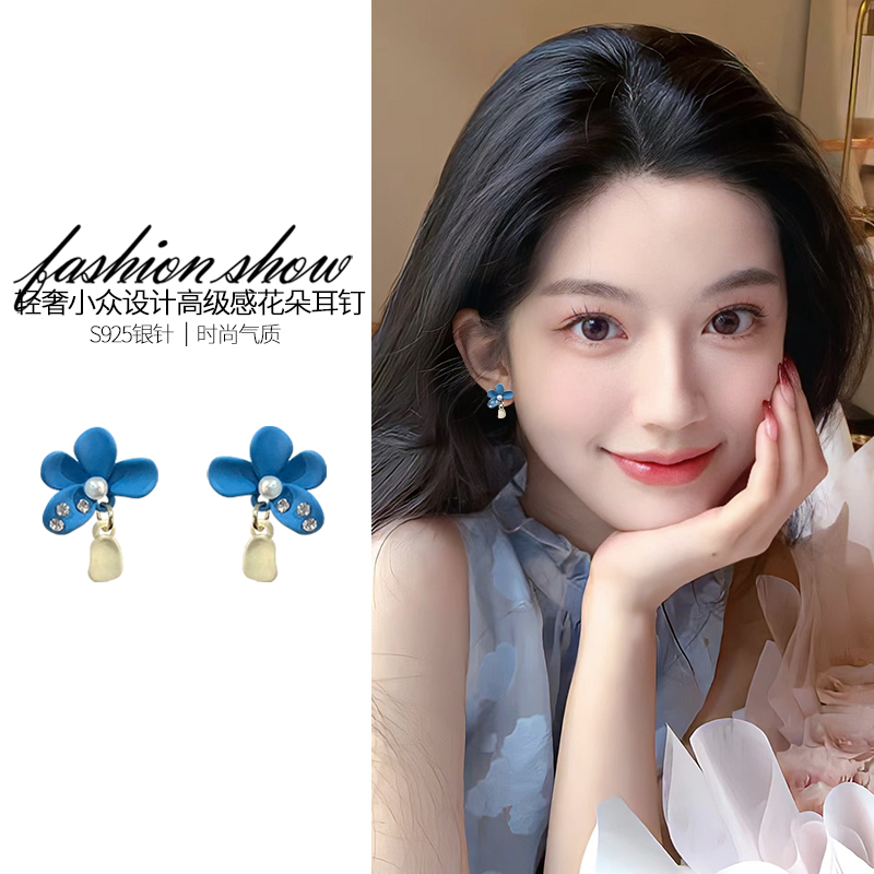韩系蓝色花朵耳环女圆脸显瘦独特高级感时尚精致耳钉轻奢气质耳饰