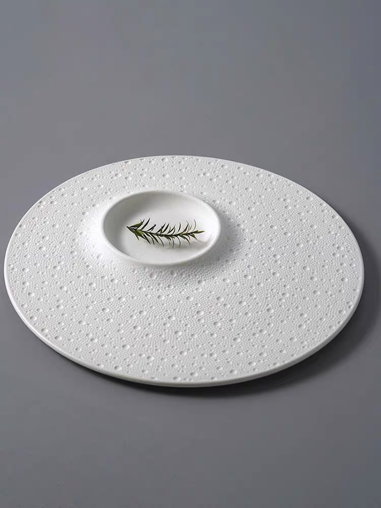CT西餐厅创意亚光白色陶瓷餐具会所法式摆盘平盘陨石纹位上圆盘