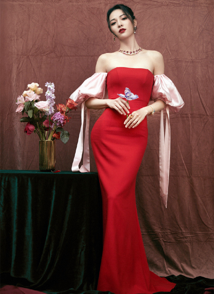 2023仿钟楚曦款时尚优雅结婚红毯摄影表演红色性感年会修身长礼服