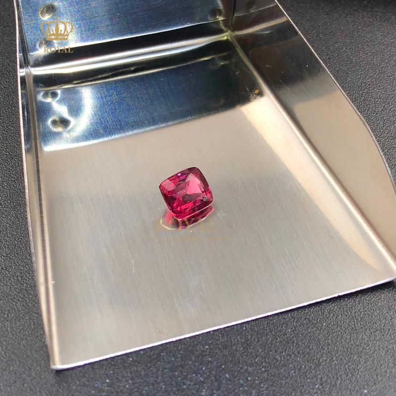 ROYAL珠宝2.04CT枕形缅甸红尖晶裸石嫩粉色定制戒指项链送女友礼