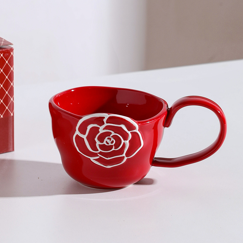 舍里红色山茶花陶瓷马克杯高级感喝水杯子家用早餐杯办公室咖啡杯