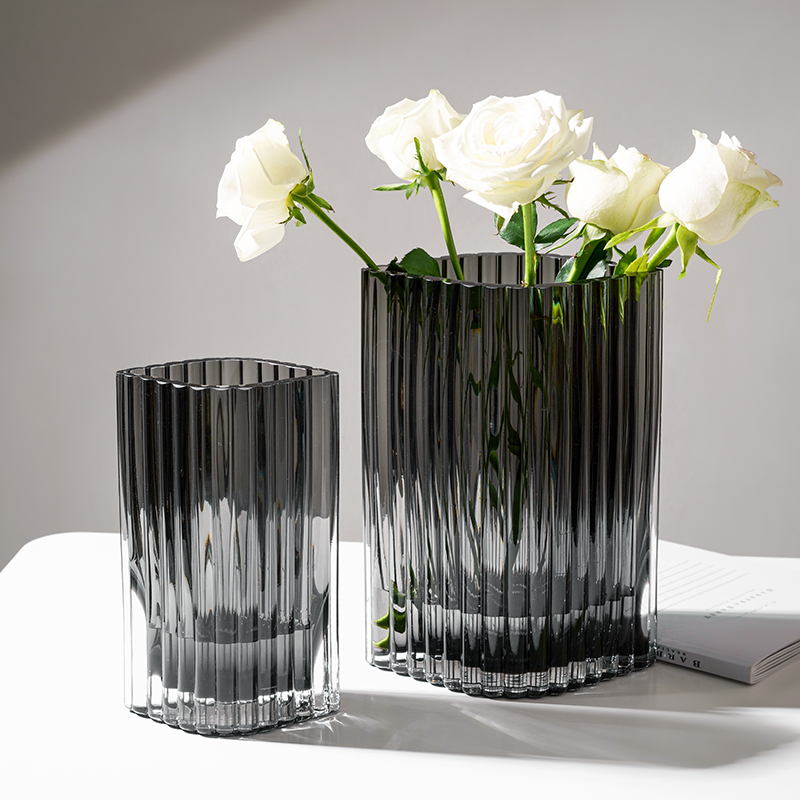 高级感轻奢创意宽口设计感玻璃花瓶水养插花鲜花客厅餐桌装饰摆件