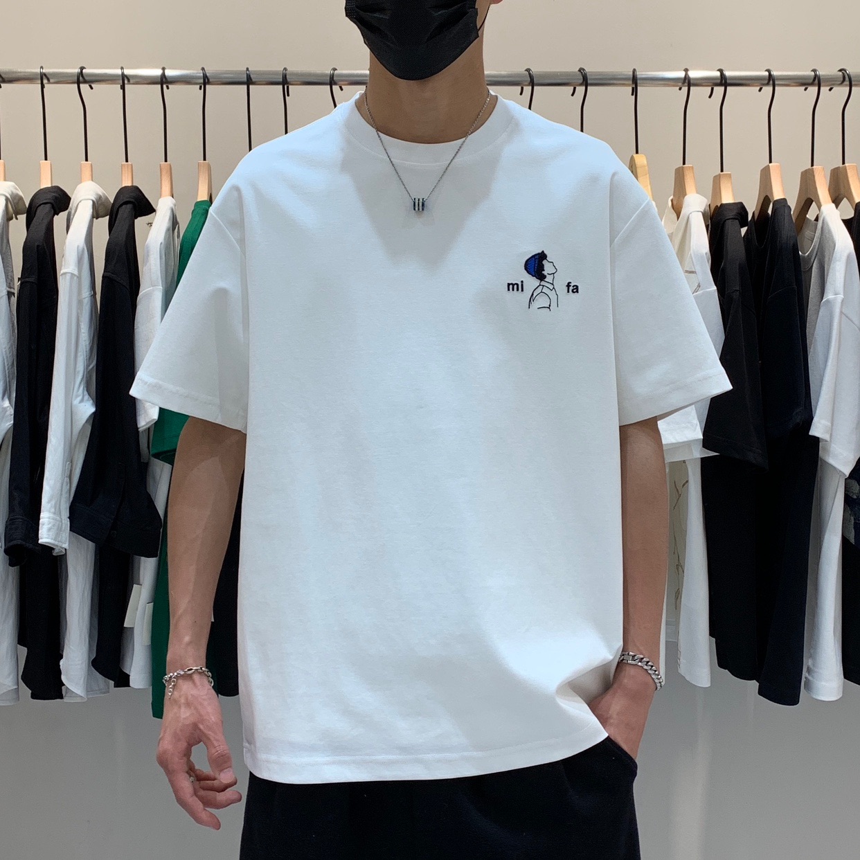 夏季韩版男士圆领短袖T恤百搭潮流个性卡通人物印花简约休闲半袖