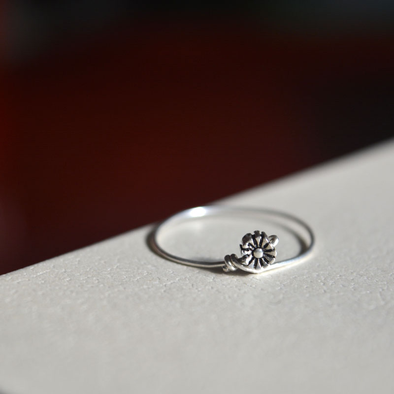 小雏菊指环925银戒指女细款纯银 简约小众设计复古女款手工原创