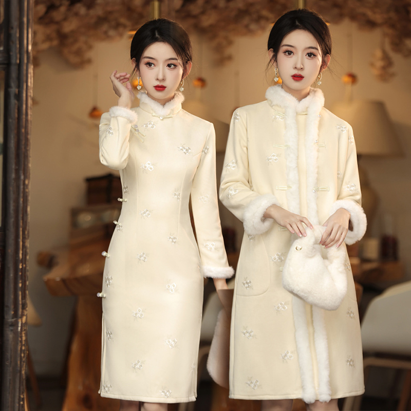 中国风大衣外套搭配旗袍女新中式秋冬季加厚披风外搭长袖高贵刺绣