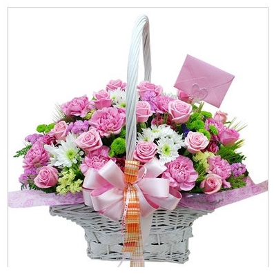 珠海香洲区华发商都富华里摩尔广场金鼎鲜花店蛋糕店配送玫瑰花束