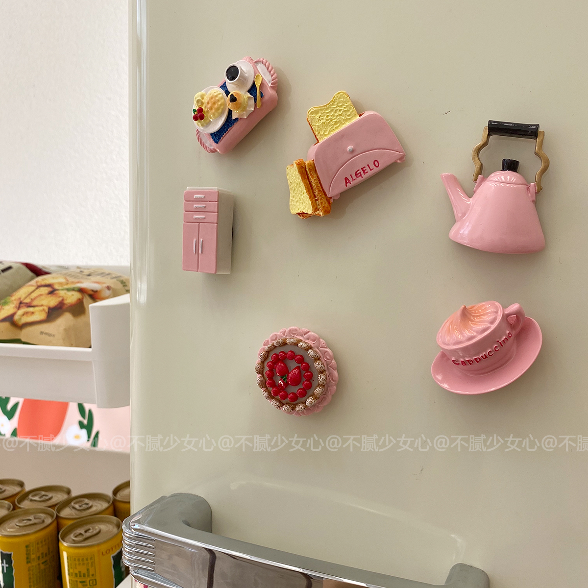 不腻少女心*法式复古粉嫩草莓蛋糕磁性贴厨房树脂冰箱贴装饰磁铁