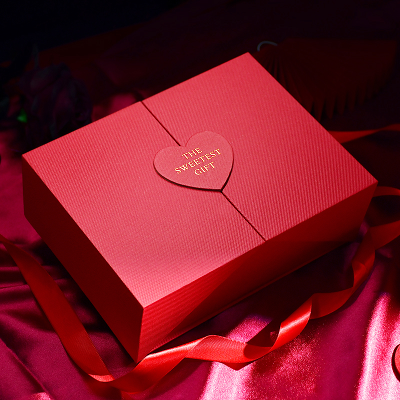 情人节红色礼物盒空盒子包装盒盒子口红化妆品盒子生日结婚礼品盒