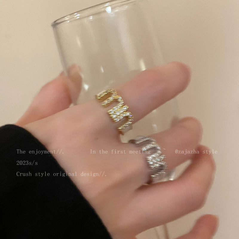 超闪字母锆石金属戒指女轻奢高级感食指戒小众设计时尚个性指环潮