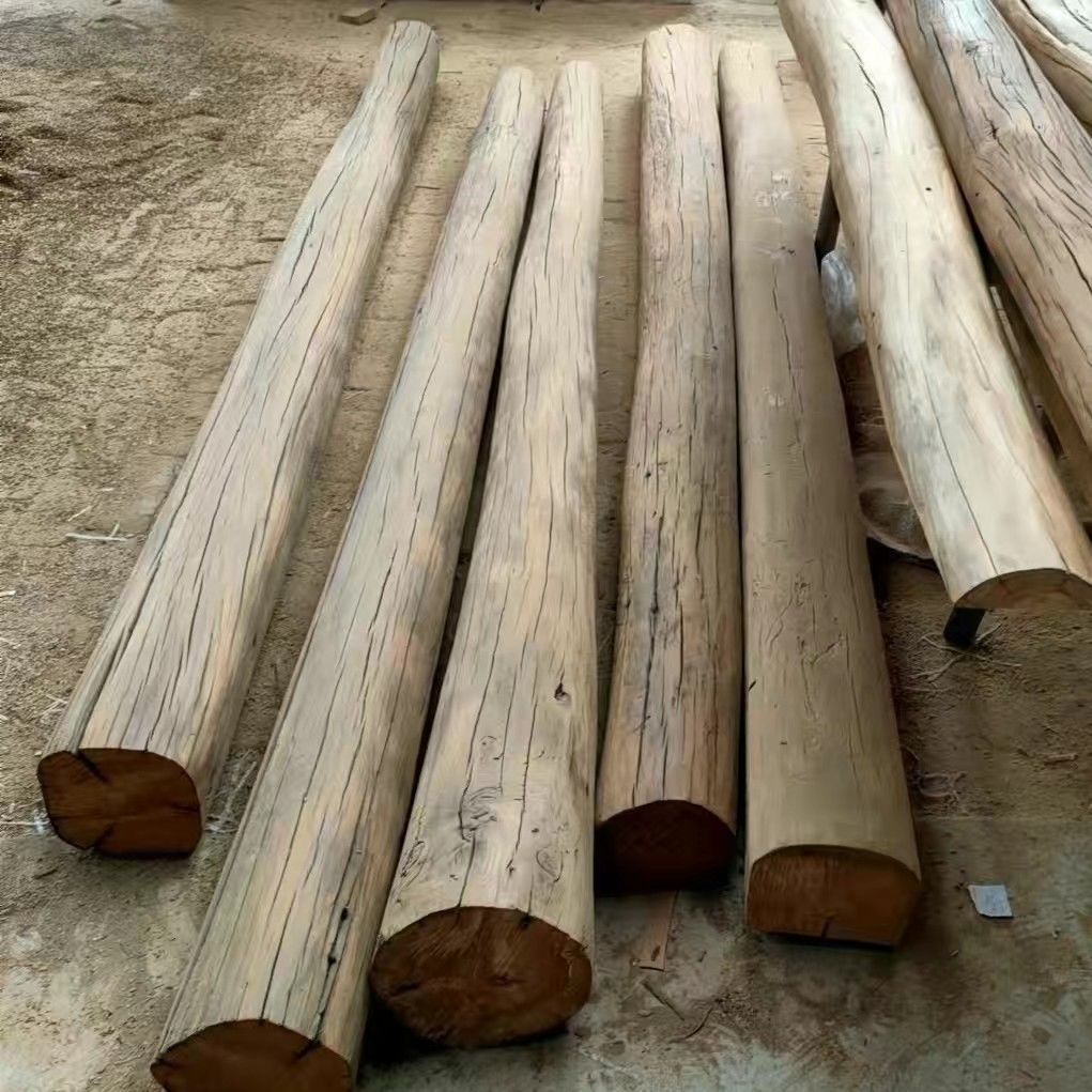 新款檩条房梁木方原木实木柱子隔断装修木老圆旧木头材料