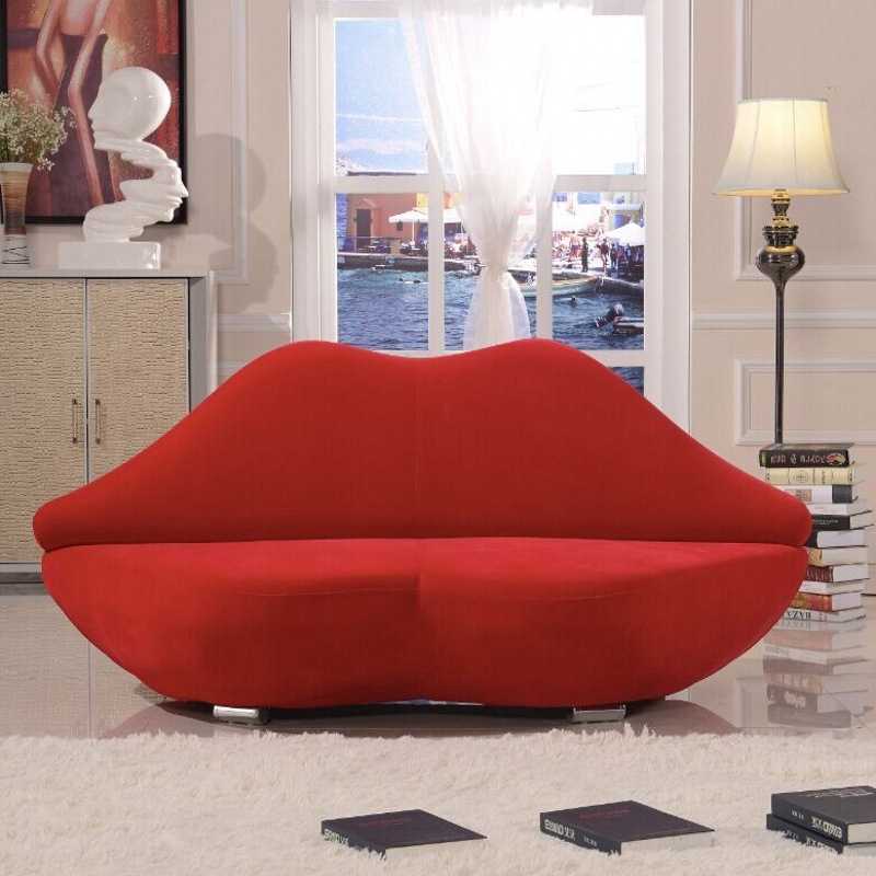 北欧风创意个性红色嘴唇设计师休闲服装店休息区酒店双人布艺沙发