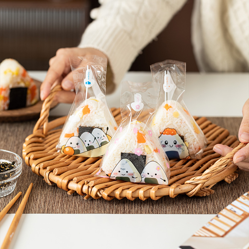 日式三角饭团包装袋可爱卡通紫菜包饭寿司模具包装纸一次性打包袋