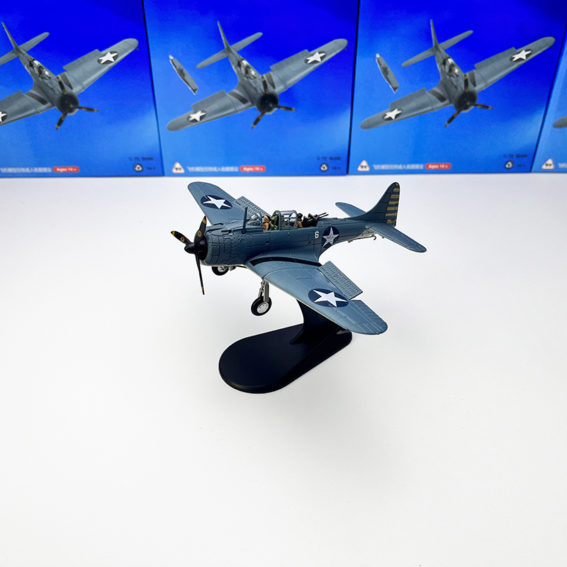 1/72美军SBD无畏式俯冲轰炸机中途岛海战成品战斗机军事模型摆件