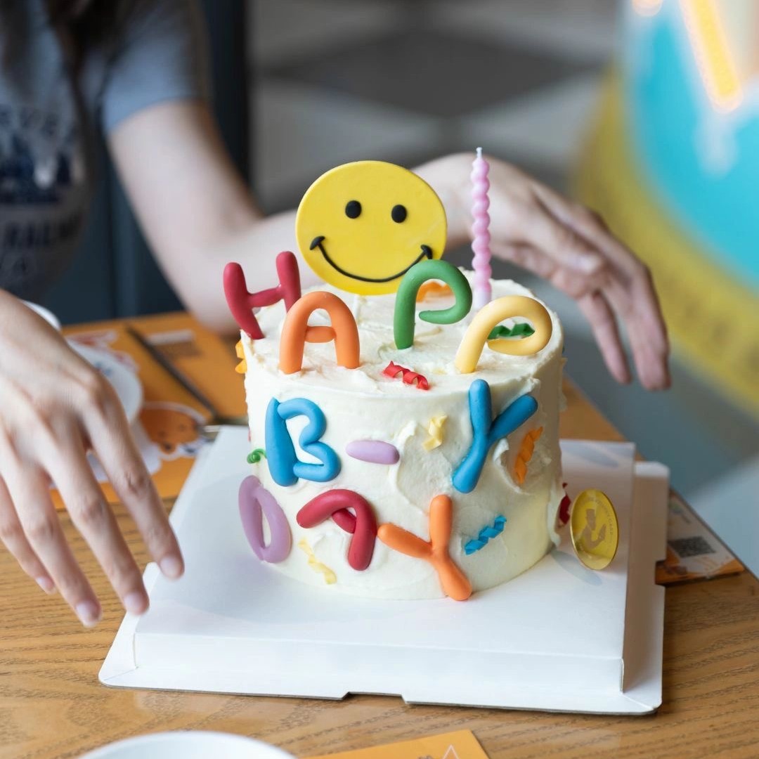 笑脸表情蛋糕装饰摆件生日快乐彩色字母插件螺旋蜡烛儿童小孩插牌