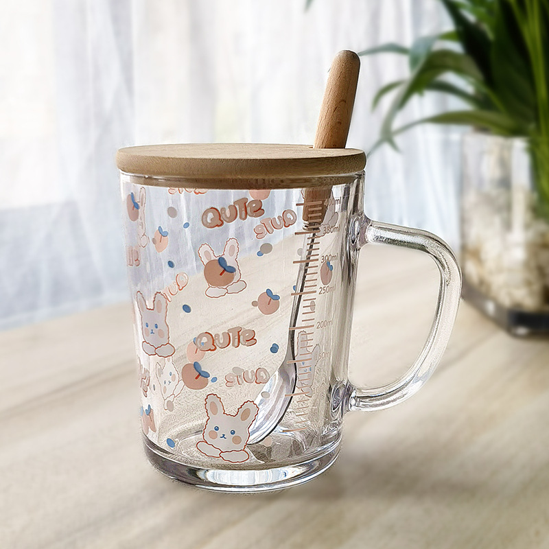 ins玻璃杯卡通印花吸管杯加盖勺刻度可爱牛奶杯早餐杯礼物印logo