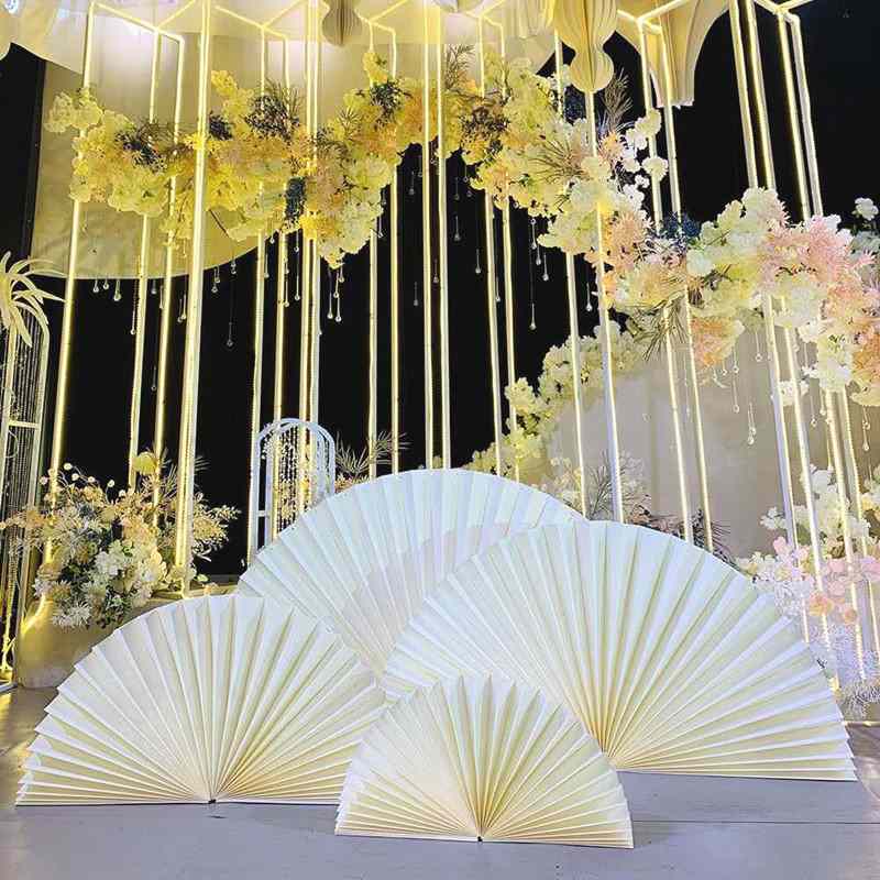 婚庆折叠纸扇背景舞台装饰摆件中式婚礼道具扇子折纸手工品美陈