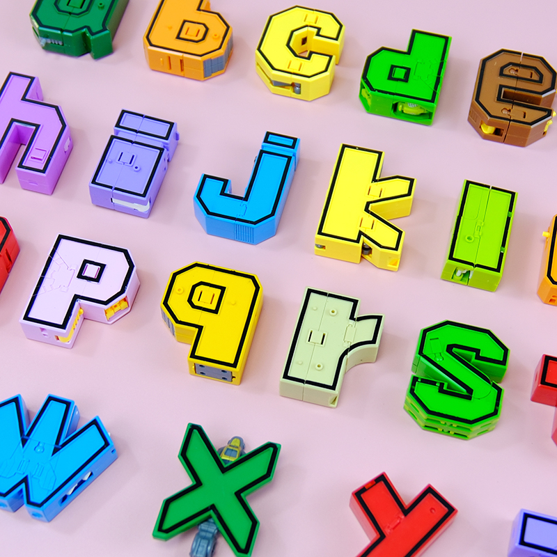 26个英文字母变形玩具数字合体机器人拼音拼装玩具儿童3到6岁男孩