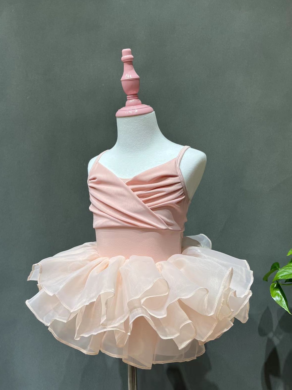 夏季儿童新款拼网纱吊带连体服练功服演出服可爱蓬蓬裙芭蕾舞服