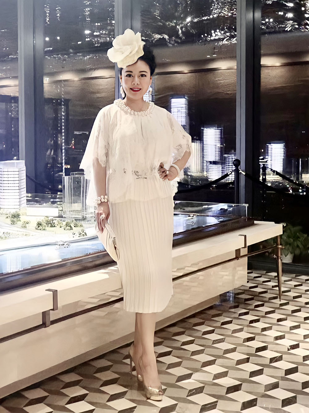 米白色蕾丝披肩小礼服婚礼妈妈装旗袍上海明星设计师品牌高端定制