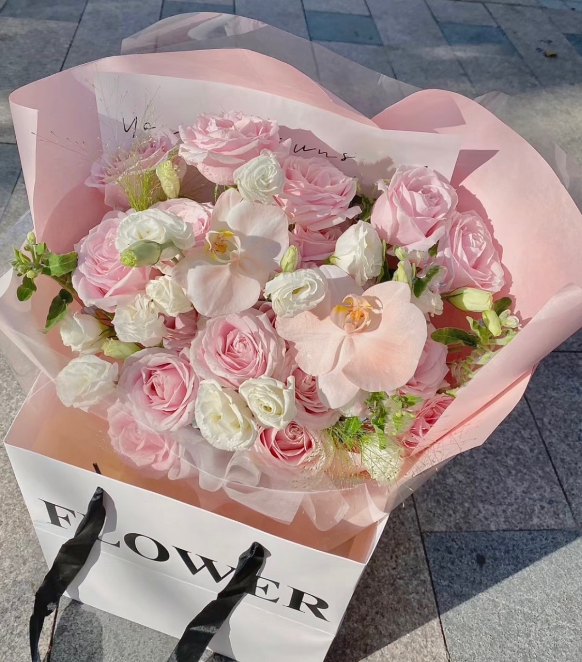 520情人节花束泉州鲜花实拍晋江同城速递石狮花店配送生日玫瑰