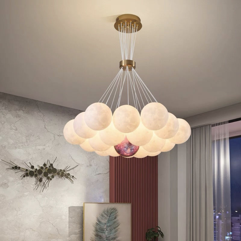 儿童房女儿房泡泡球吊灯北欧客厅餐厅魔豆灯设计师月球卧室书房灯
