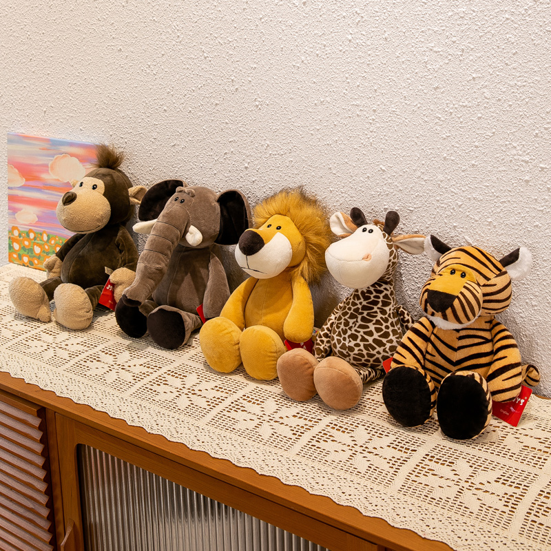 小狮子公仔大象长颈鹿玩偶猴浣熊虎斑马宝宝睡觉安抚娃娃活动礼物