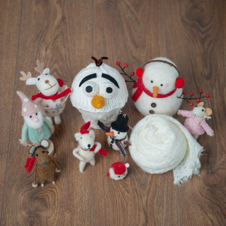 圣诞雪人长鼻子新生儿满月百天羊毛毡玩偶搭配裹布组合摄影道具
