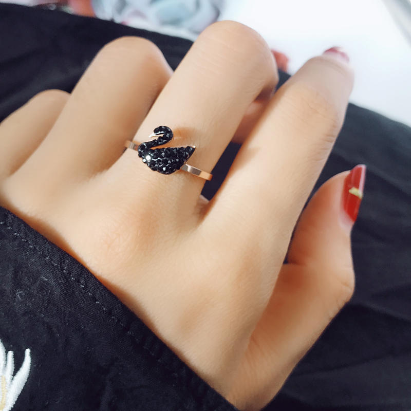 日韩简约潮人个性不掉色钛钢玫瑰金黑钻食指戒指女学生网红指环