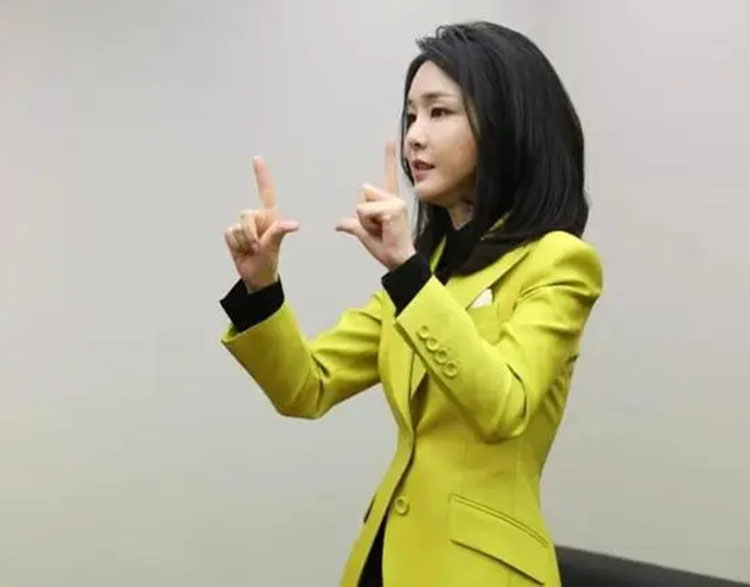 韩国总统夫人金建希同款荧光黄色正式西装外套2024春装女修身上衣