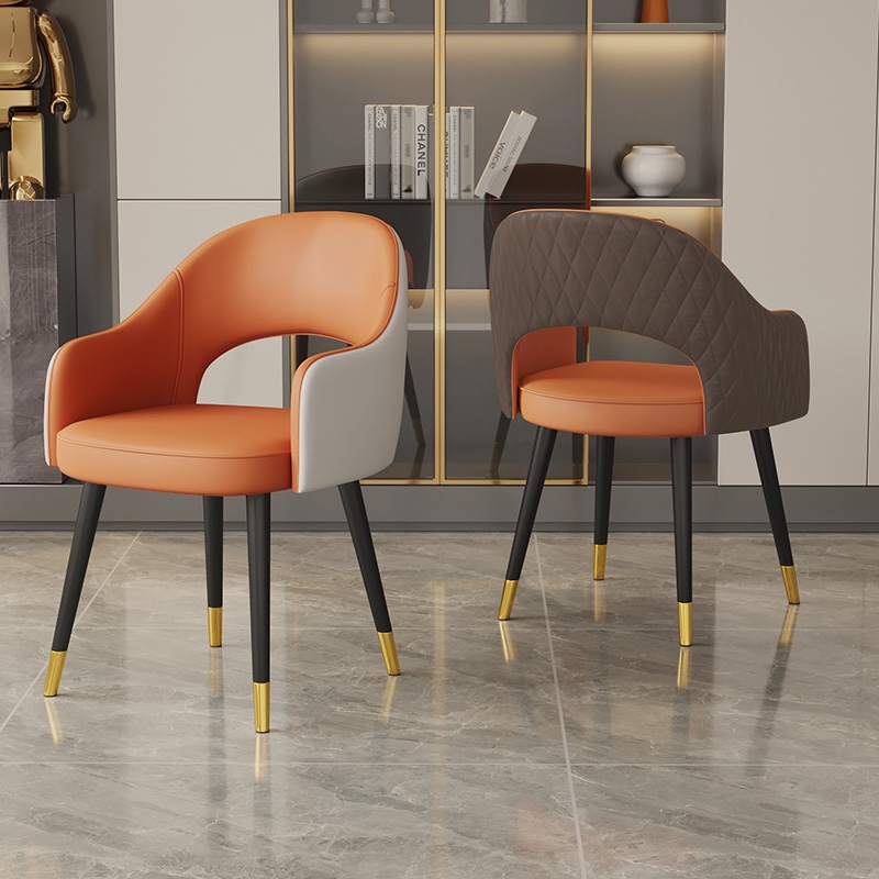 轻奢餐椅家用高级感意式餐厅椅子舒适久坐靠背凳子2024新款餐桌椅