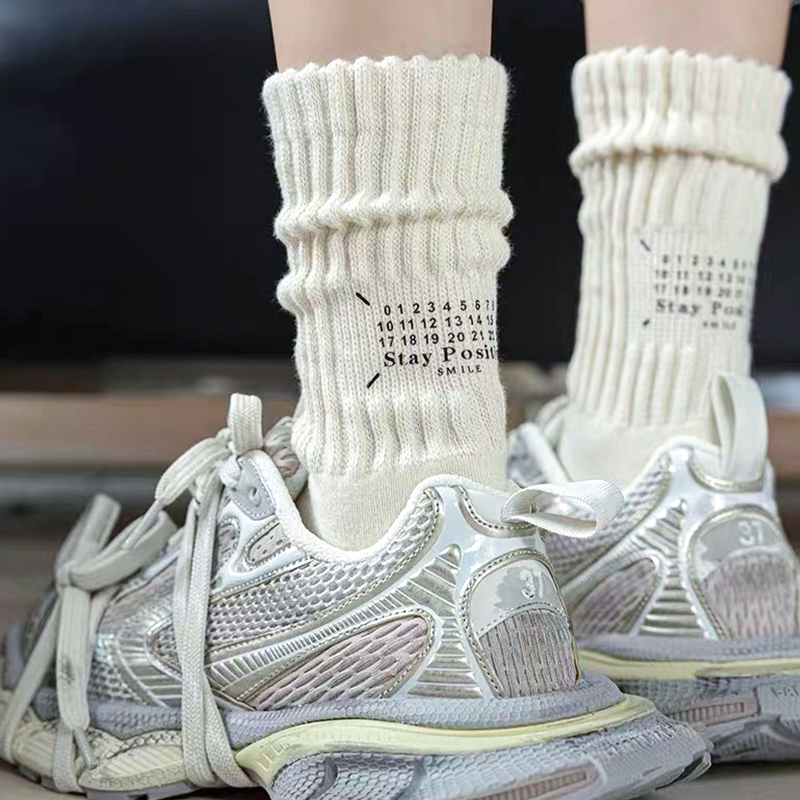日系粗线袜子男女中长筒复古工装纯棉春夏季字母ins潮情侣堆堆袜