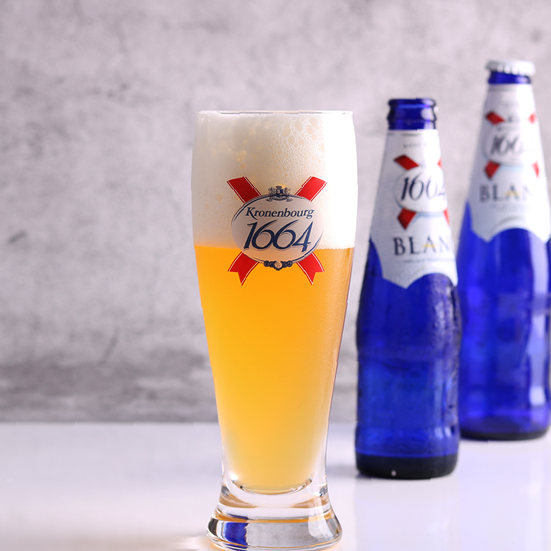 凯旋1664啤酒杯创意收腰小麦白啤酒杯定制款330ml蓝瓶专用杯
