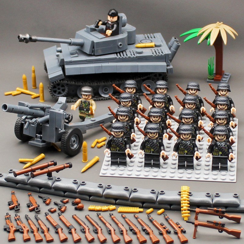中国积木虎式豹式坦克履带式装甲车模型儿童男孩益智拼装玩具礼物