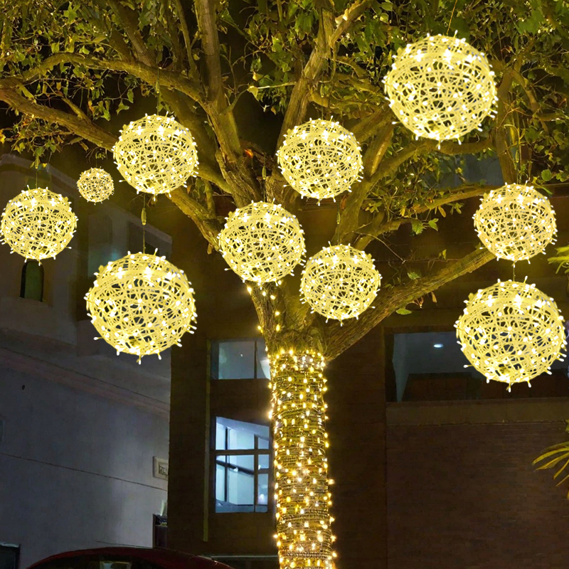 户外球灯树上挂的彩灯藤球灯树灯景观灯氛围灯装饰灯闪光灯七彩灯